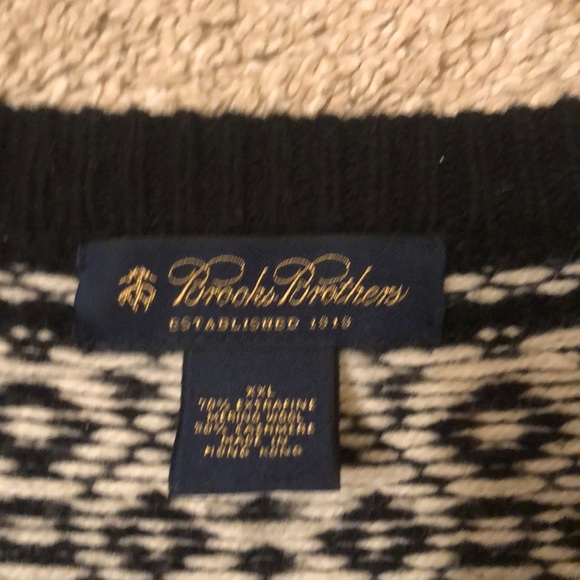 Brooks Brothers Merino Wool and Cashmere Sweater - Picture 2 of 2